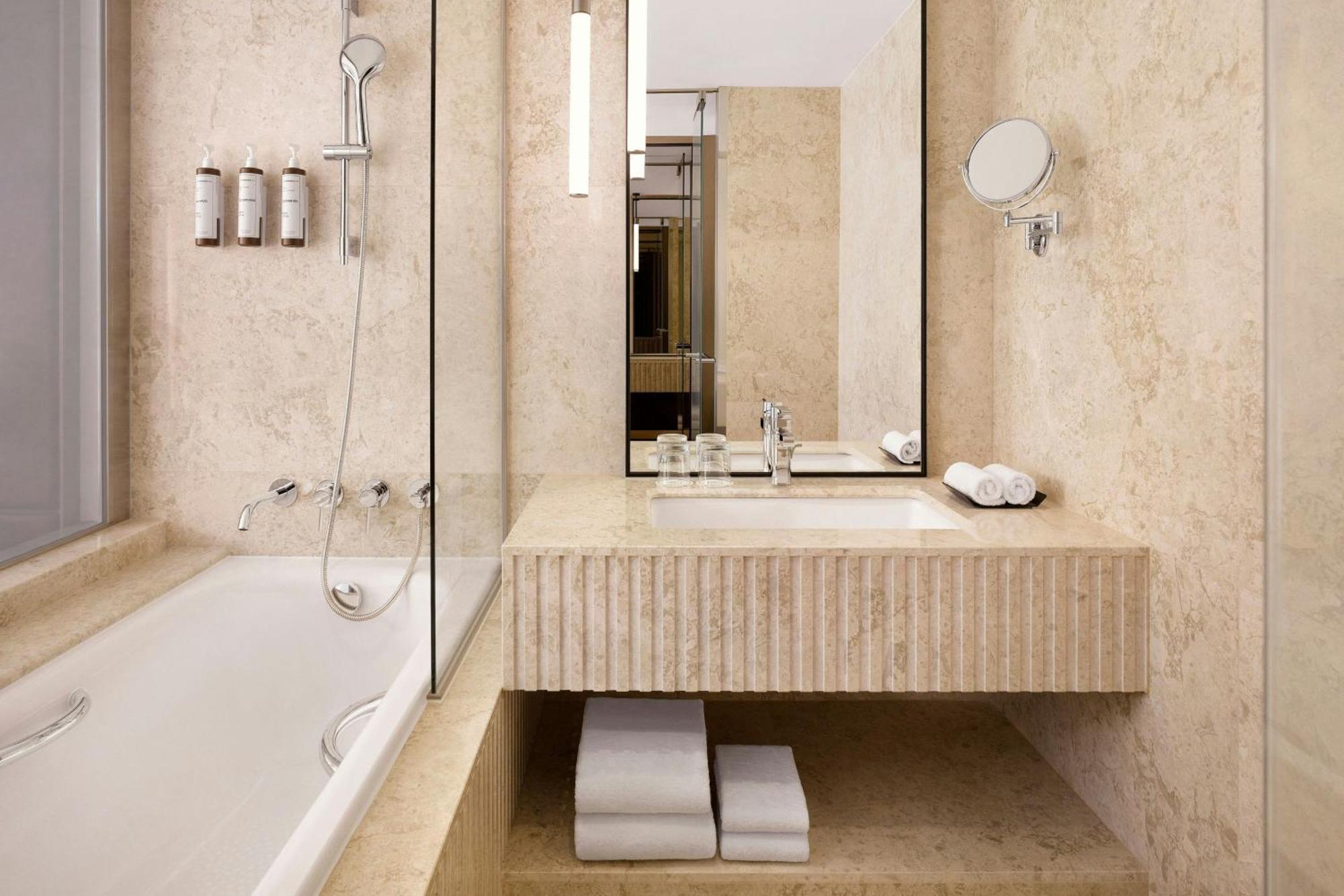 Hotel Ac By Marriott Gangnam 4*